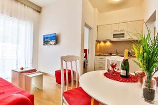 Апартаменты Apartments Royal Lux Сутоморе Апартаменты - 1-й этаж-4