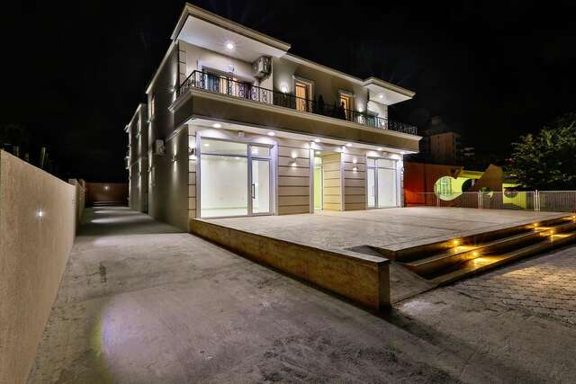 Апартаменты Apartments Royal Lux Сутоморе-4