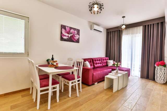 Апартаменты Apartments Royal Lux Сутоморе-47