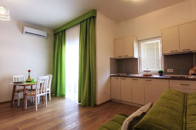 Апартаменты Apartments Royal Lux Сутоморе-50
