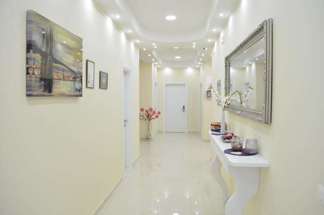 Апартаменты Apartments Royal Lux Сутоморе-8